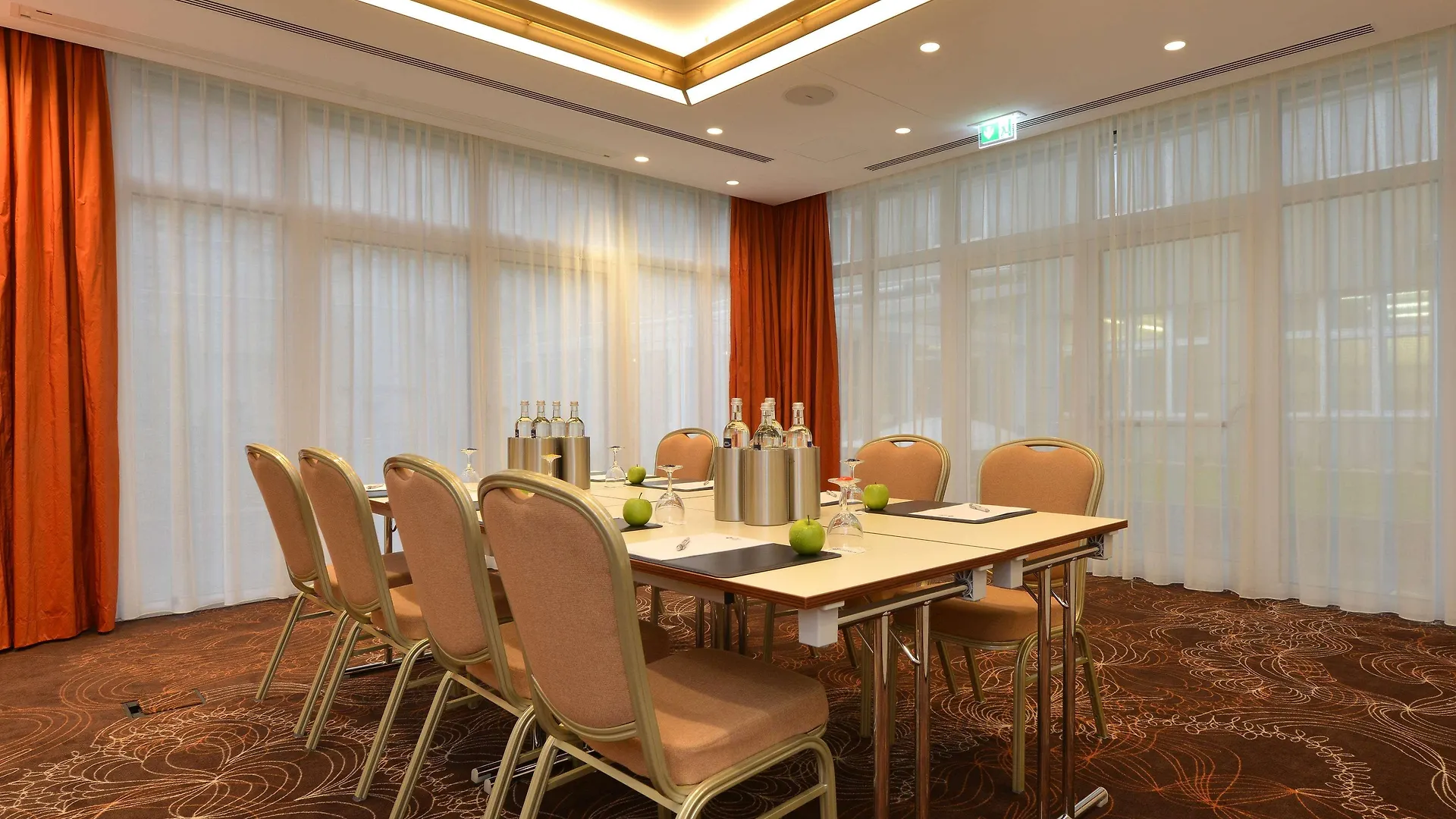Best Western Plus Delta Park Hotel MHG