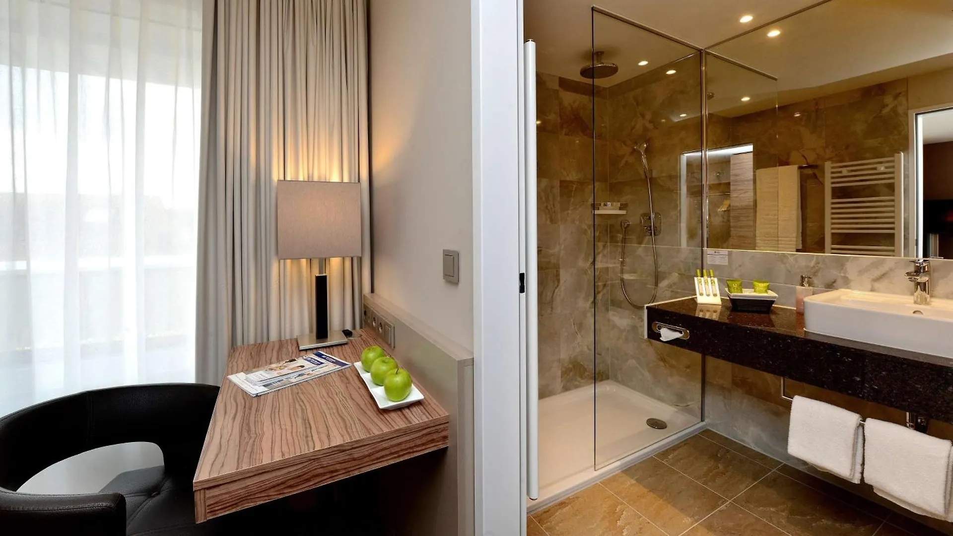 Best Western Plus Delta Park Hotel MHG